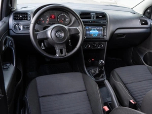 Седан Volkswagen Polo 2013 года, 860000 рублей, Волгоград