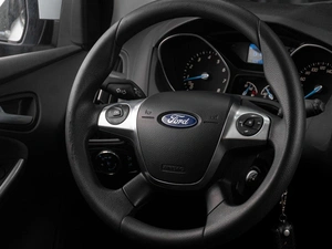 Хетчбэк Ford Focus 2013 года, 799000 рублей, Тюмень