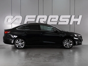 Седан Changan Eado Plus 2023 года, 1749000 рублей, Красный Пахарь