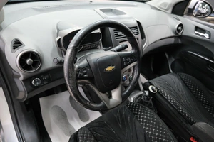 Седан Chevrolet Aveo 2014 года, 689000 рублей, Омск