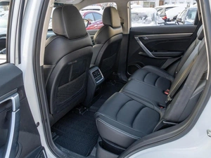 Внедорожник Geely Atlas Pro 2022 года, 1859000 рублей, Саратов