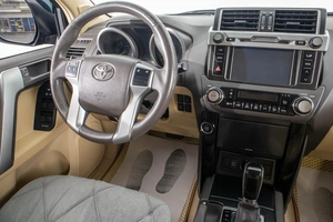 Внедорожник Toyota Land Cruiser Prado 2016 года, 3399000 рублей, Барнаул