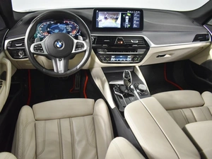 Седан BMW 5 серия 2021 года, 5889900 рублей, Казань