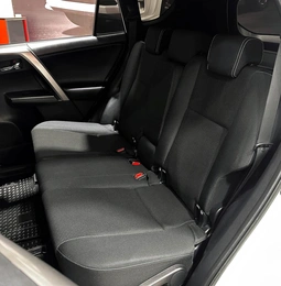 Внедорожник Toyota RAV4 2018 года, 2657000 рублей, Красноярск