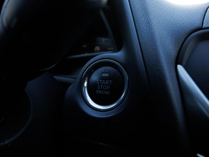 Внедорожник Mazda CX-4 2023 года, 3099000 рублей, Большой Сочи