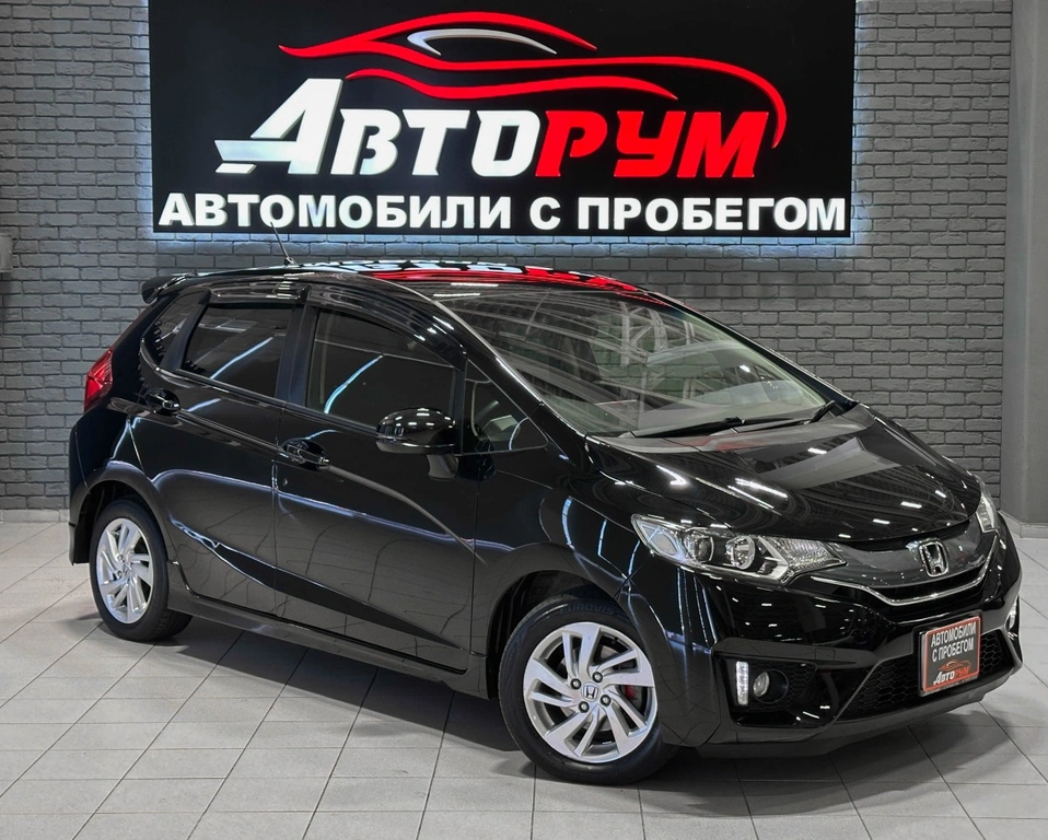 Хетчбэк Honda Fit 2014 года, 987000 рублей, Красноярск