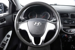 Седан Hyundai Solaris 2013 года, 719000 рублей, Пермь