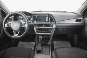 Седан Hyundai Sonata 2018 года, 1449000 рублей, Кемерово