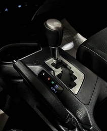 Внедорожник Toyota RAV4 2016 года, 2557000 рублей, Красноярск