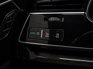 Внедорожник Audi Q8 2019 года, 5370000 рублей, Краснодар
