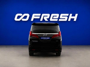 Минивэн Toyota Alphard 2018 года, 4467077 рублей, Москва
