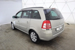 Универсал Opel Zafira 2011 года, 899000 рублей, Обнинск