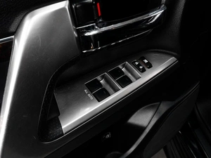 Внедорожник Toyota Land Cruiser 2013 года, 4769000 рублей, Тюмень