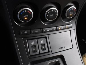 Седан Mazda 3 2013 года, 1197000 рублей, Воронеж