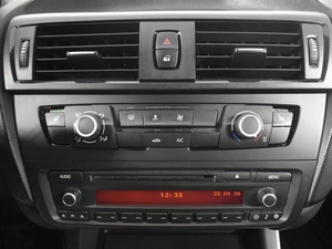 Хетчбэк BMW 1 серия 2012 года, 1040000 рублей, Казань