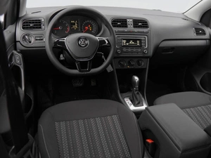 Седан Volkswagen Polo 2017 года, 1100000 рублей, Волгоград