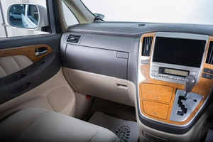 Минивэн Toyota Alphard 2007 года, 2079000 рублей, Томск