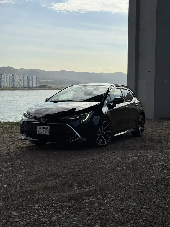 Хетчбэк Toyota Corolla 2019 года, 1570000 рублей, Красноярск