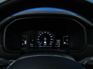 Универсал Volvo V90 Cross Country 2018 года, 2600999 рублей, Москва