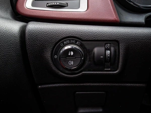 Хетчбэк Opel Astra GTC 2011 года, 740000 рублей, Краснодар