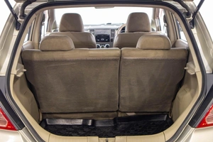 Седан Nissan Tiida 2006 года, 599000 рублей, Барнаул