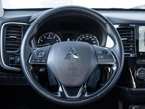 Внедорожник Mitsubishi Outlander 2022 года, 2670000 рублей, Ставрополь