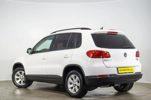 Внедорожник Volkswagen Tiguan 2012 года, 1499000 рублей, Оренбург