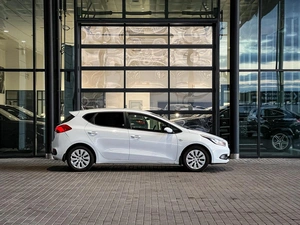 Хетчбэк Kia Ceed 2013 года, 879000 рублей, Уфа