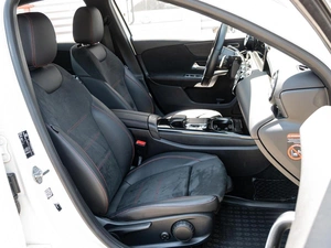 Седан Mercedes-benz A-класс 2019 года, 2625000 рублей, Краснодар