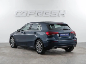 Хетчбэк Mercedes-benz A-класс 2019 года, 1999077 рублей, Москва