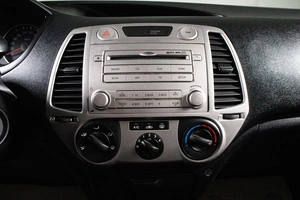 Хетчбэк Hyundai i20 2010 года, 569000 рублей, Сургут
