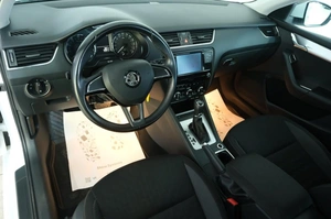 Лифтбек Skoda Octavia 2017 года, 2099000 рублей, Омск