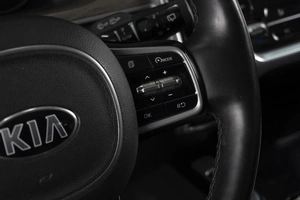 Внедорожник Kia Sorento 2020 года, 3280000 рублей, Омск