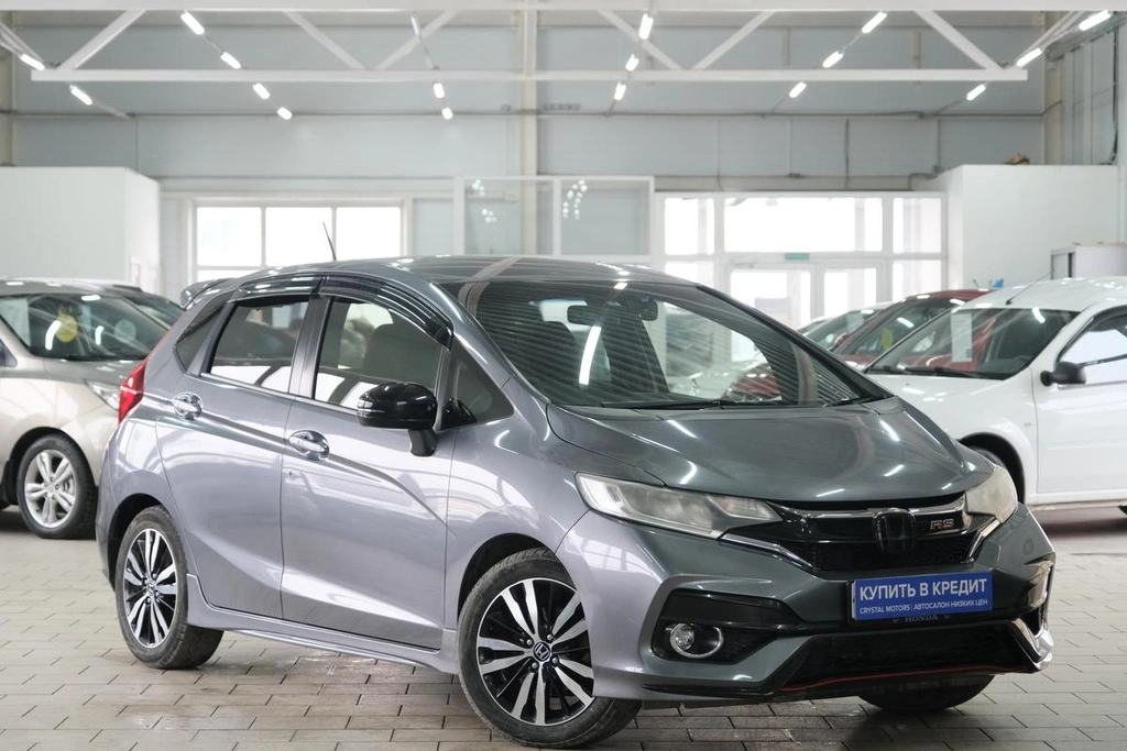 Хетчбэк Honda Fit 2017 года, 1129000 рублей, Омск
