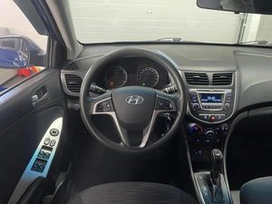 Седан Hyundai Solaris 2015 года, 1040000 рублей, Ярославль