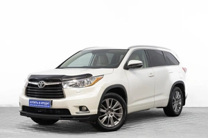Внедорожник Toyota Highlander 2014 года, 2799000 рублей, Барнаул