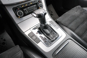 Седан Volkswagen Passat 2010 года, 849000 рублей, Красноярск