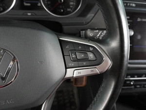 Внедорожник Volkswagen Tiguan 2021 года, 2439000 рублей, Воронеж