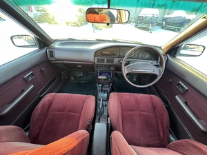 Седан Toyota Sprinter 1988 года, 197000 рублей, Красноярск