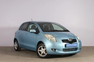 Хетчбэк Toyota Vitz 2005 года, 579000 рублей, Новосибирск