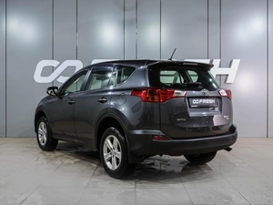 Внедорожник Toyota RAV4 2013 года, 1924000 рублей, Воронеж