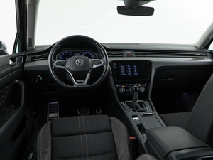 Универсал Volkswagen Passat 2019 года, 3399050 рублей, Москва