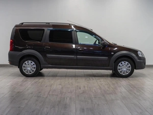 Универсал ВАЗ (LADA) Largus Cross 2018 года, 809000 рублей, Саратов