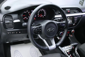 Седан Kia Rio 2018 года, 1363000 рублей, Солонцы