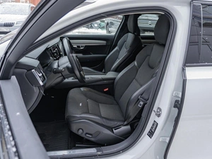 Универсал Volvo V90 Cross Country 2021 года, 3966000 рублей, Санкт-Петербург