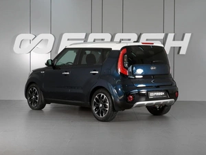 Внедорожник Kia Soul 2018 года, 1440000 рублей, Красный Пахарь