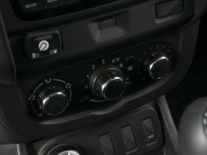 Внедорожник Renault Duster 2019 года, 1495000 рублей, Омск