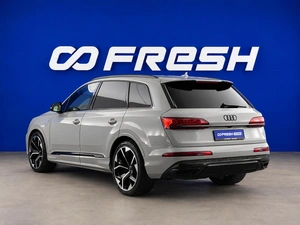 Внедорожник Audi Q7 2020 года, 5843444 рублей, Москва