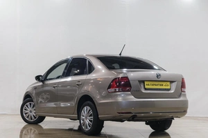 Седан Volkswagen Polo 2016 года, 1129000 рублей, Новокузнецк
