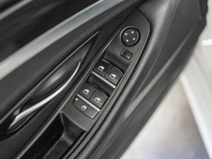 Седан BMW 5 серия 2012 года, 1750000 рублей, Красноярск